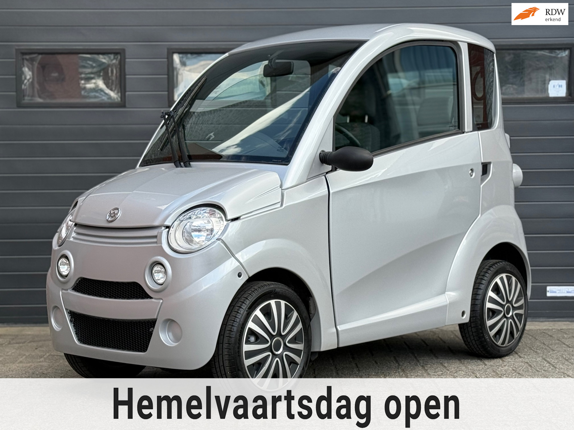 44914136-24.jpg