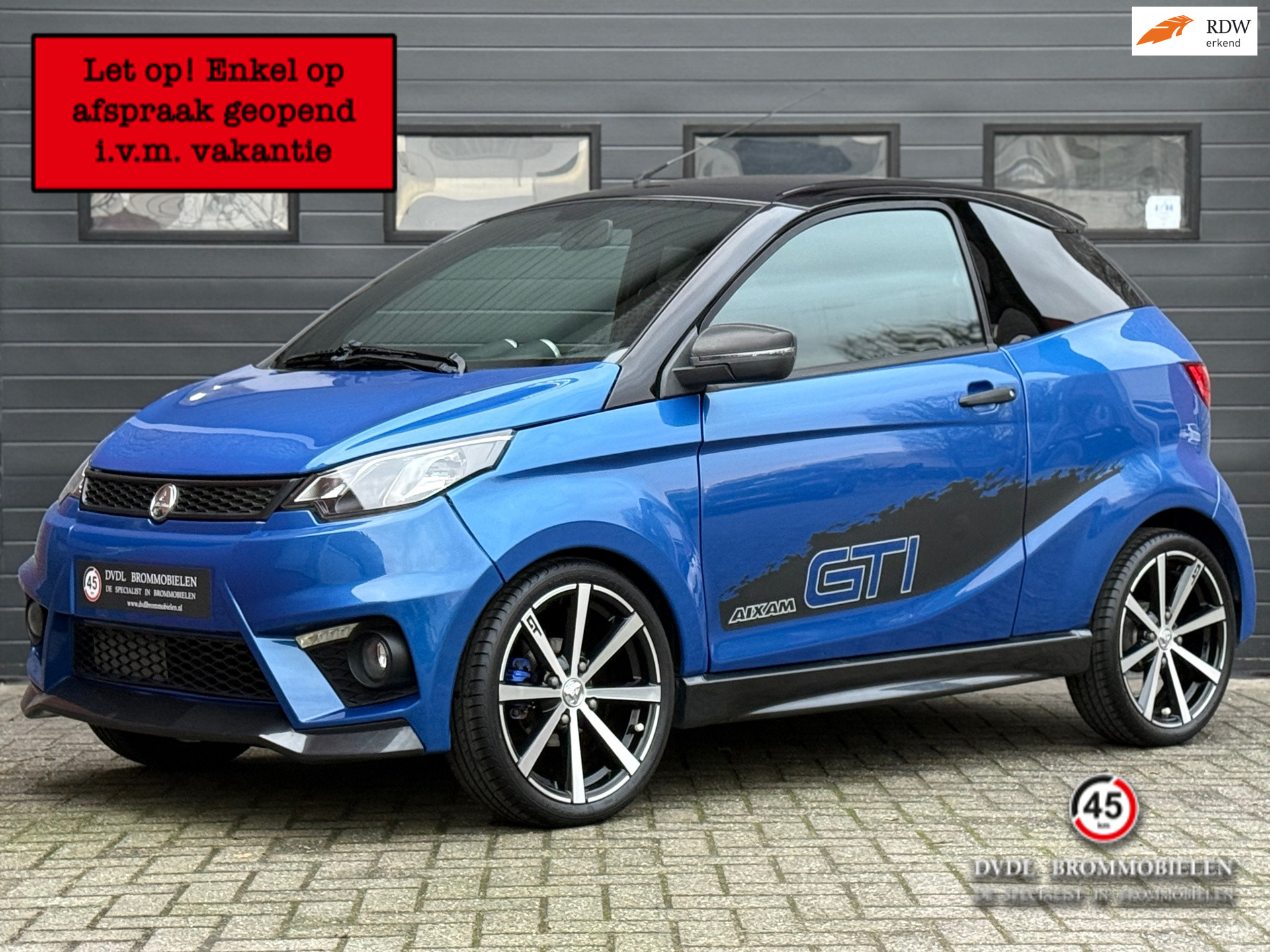 53333279-24.jpg